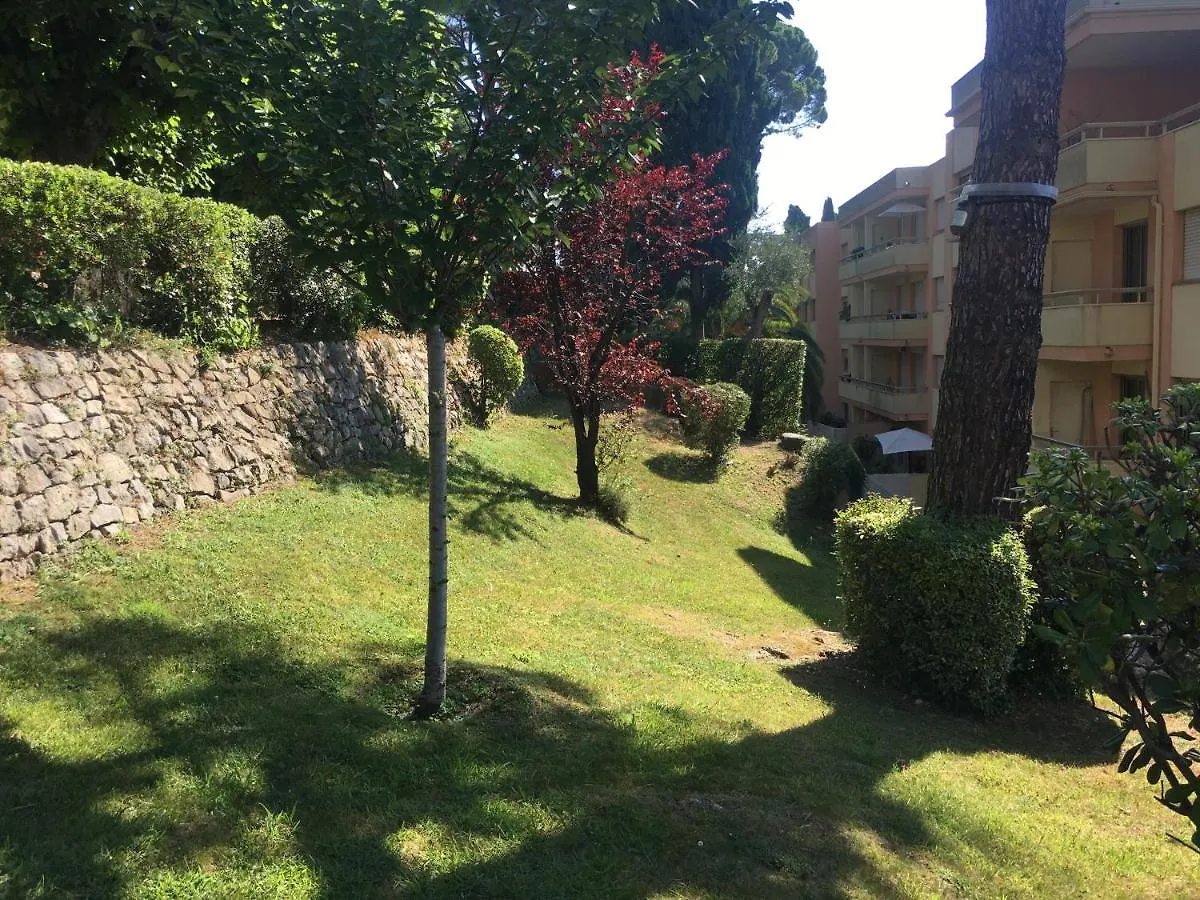 Apartament Clim Jardin Et Parking Prive -Piscine Tennis Et Park Vue Mer Grasse