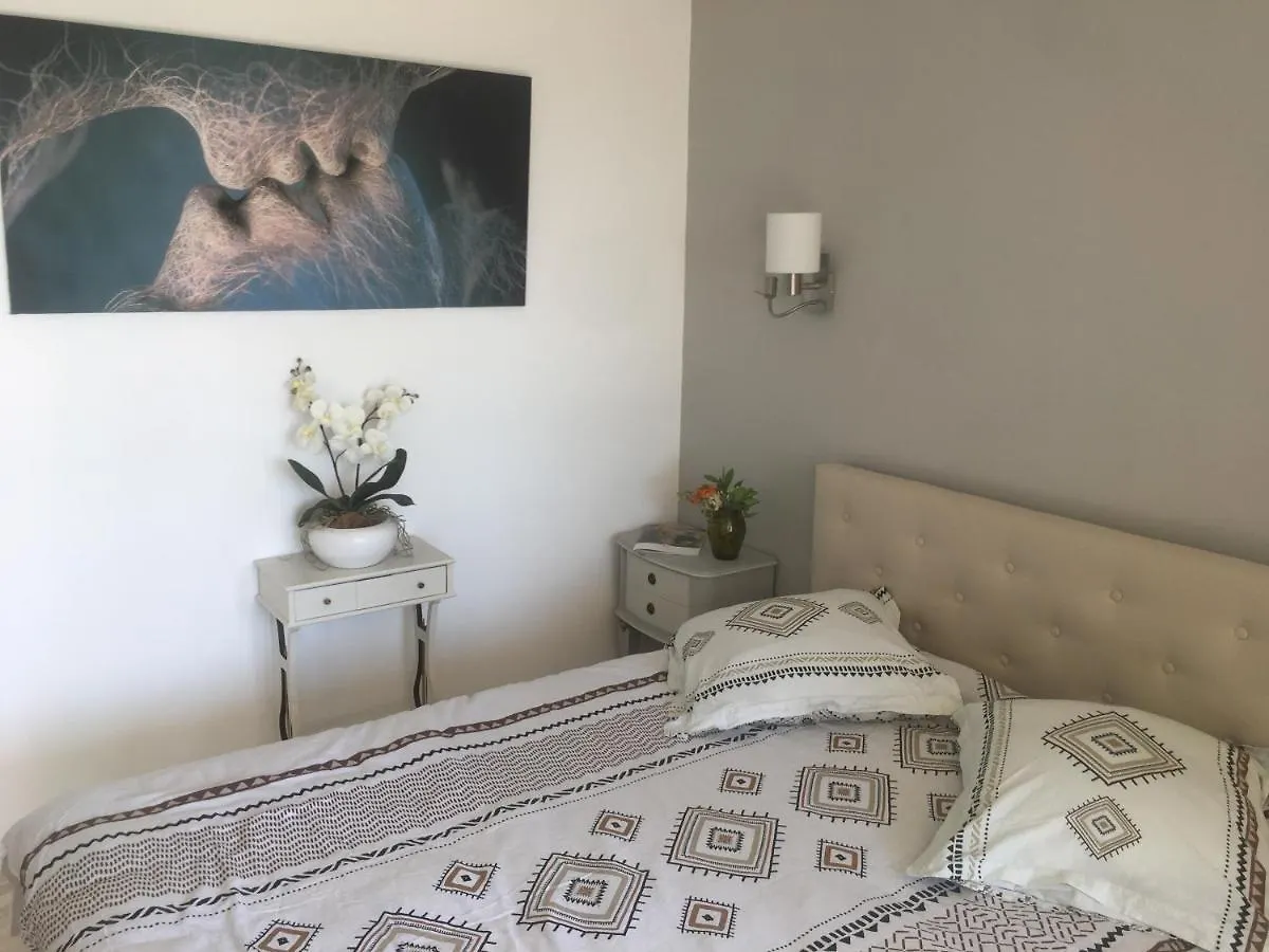 Apartament Clim Jardin Et Parking Prive -Piscine Tennis Et Park Vue Mer Grasse