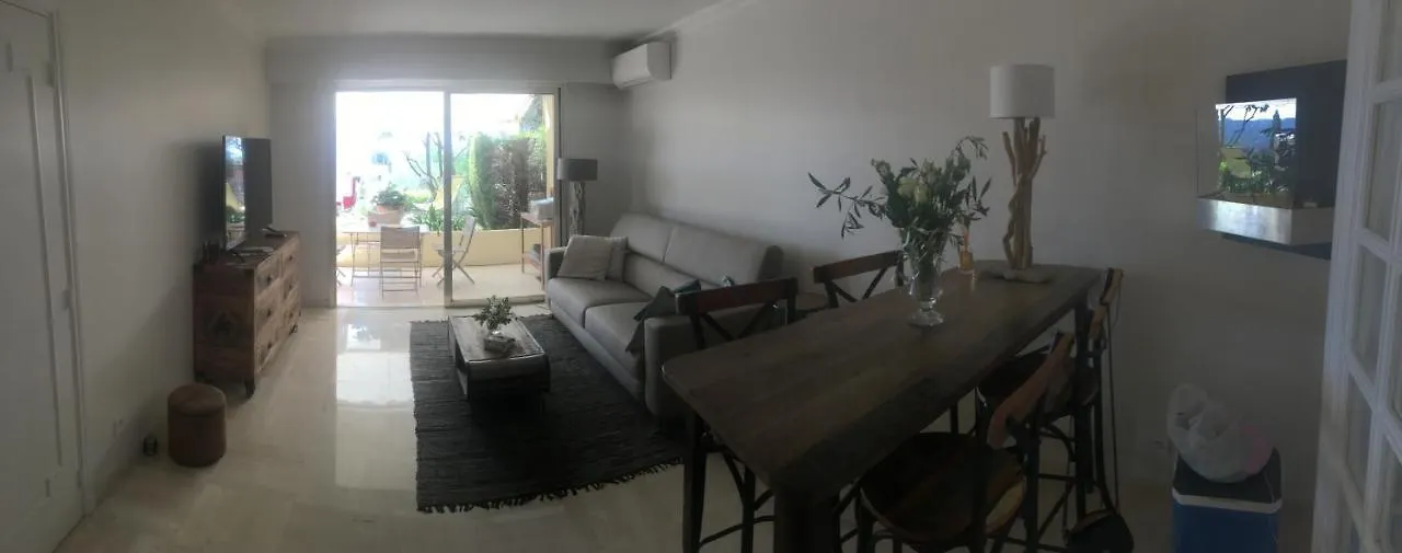 Apartament Clim Jardin Et Parking Prive -Piscine Tennis Et Park Vue Mer Grasse Francja